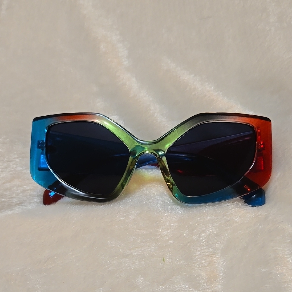 Blue and Green Oversized Sunglasses with Gradient Frames